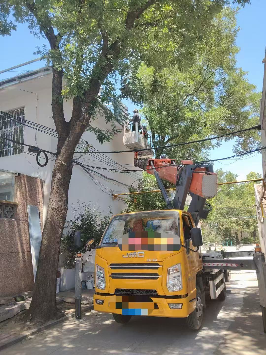 天心区高空作业车能吊装重物吗？最大承载多少公斤？